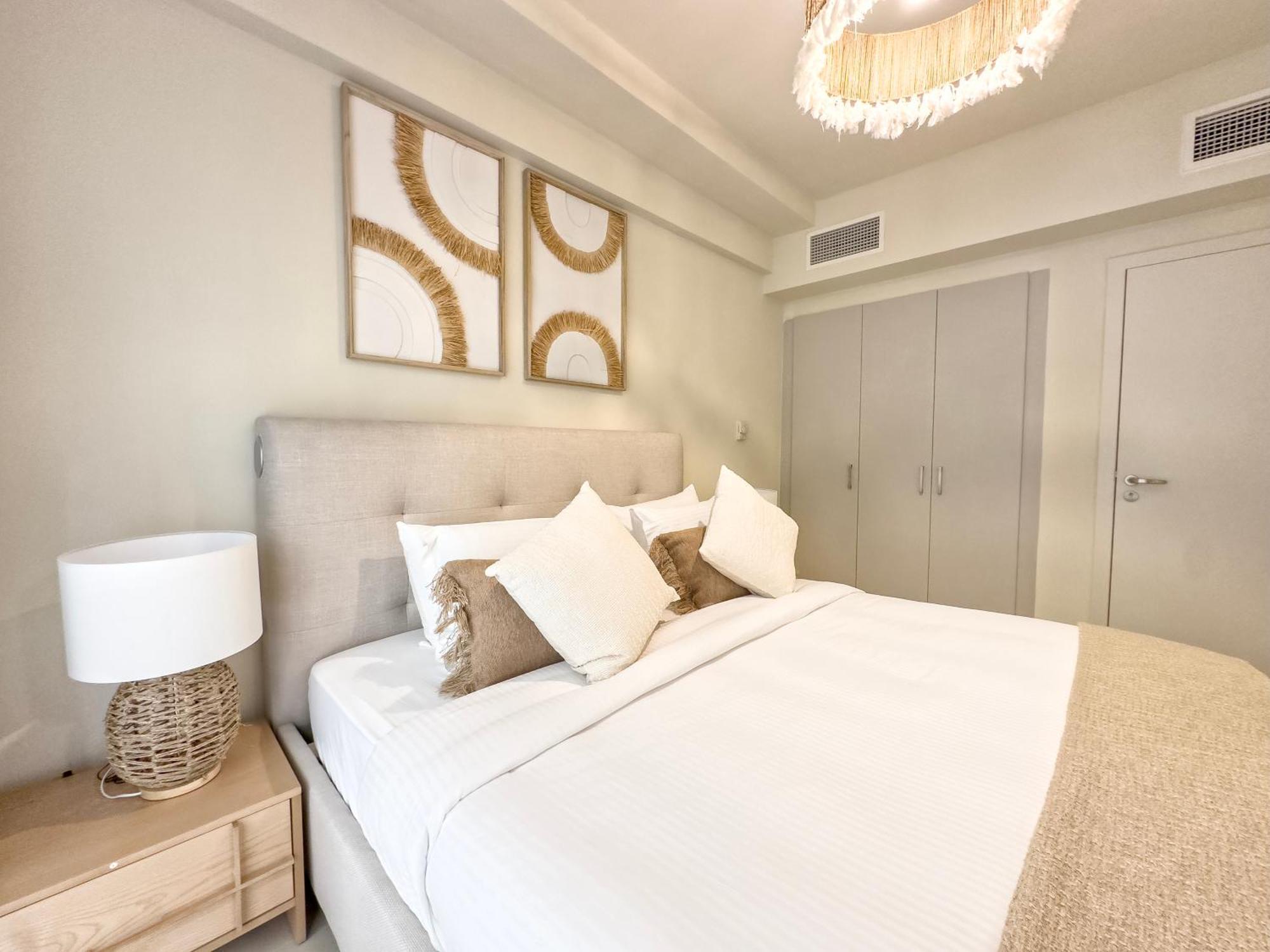 Blue Collection Homes - Pacific Al Marjan Island Apartment