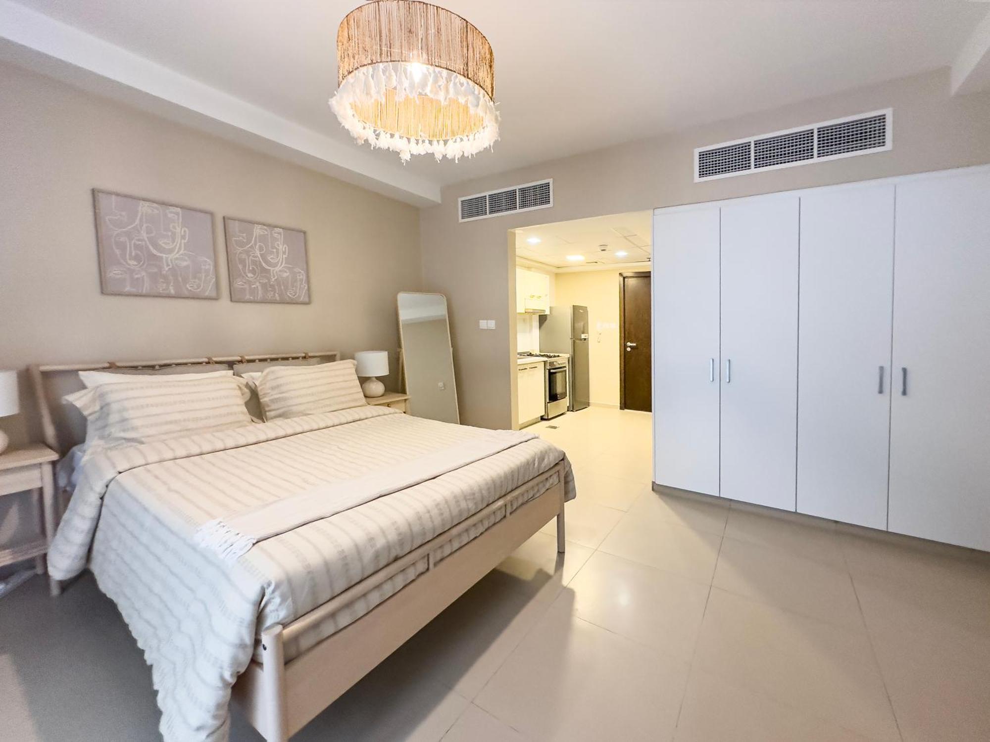 Blue Collection Homes - Pacific Al Marjan Island Apartment *