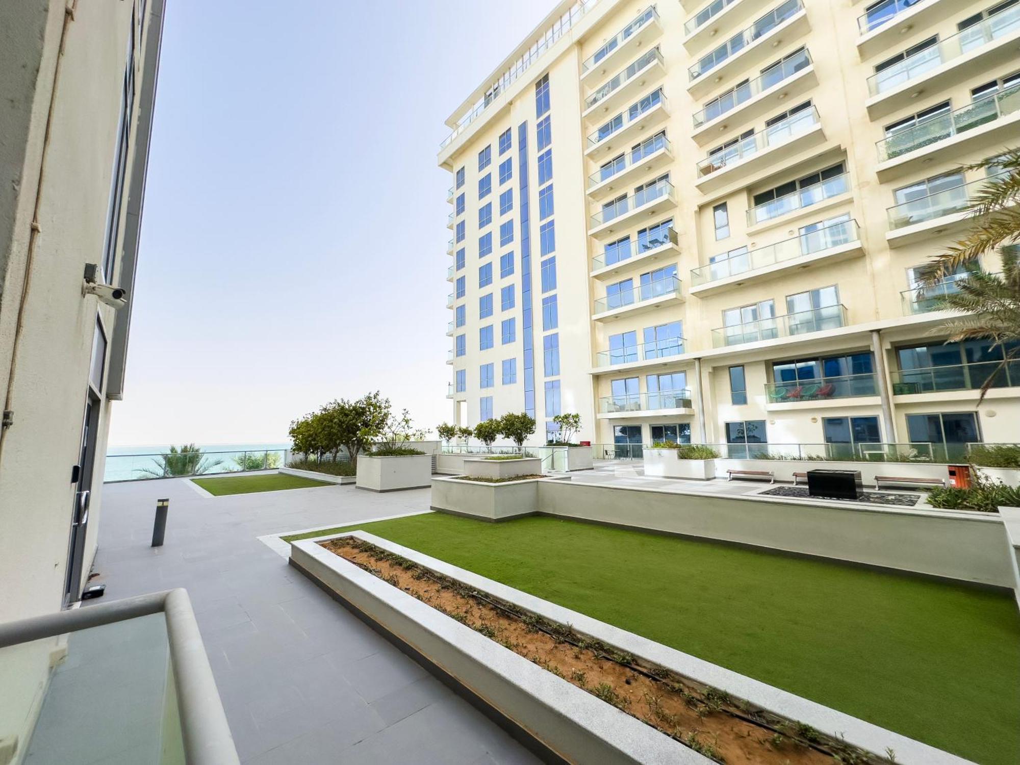 Blue Collection Homes - Pacific Al Marjan Island