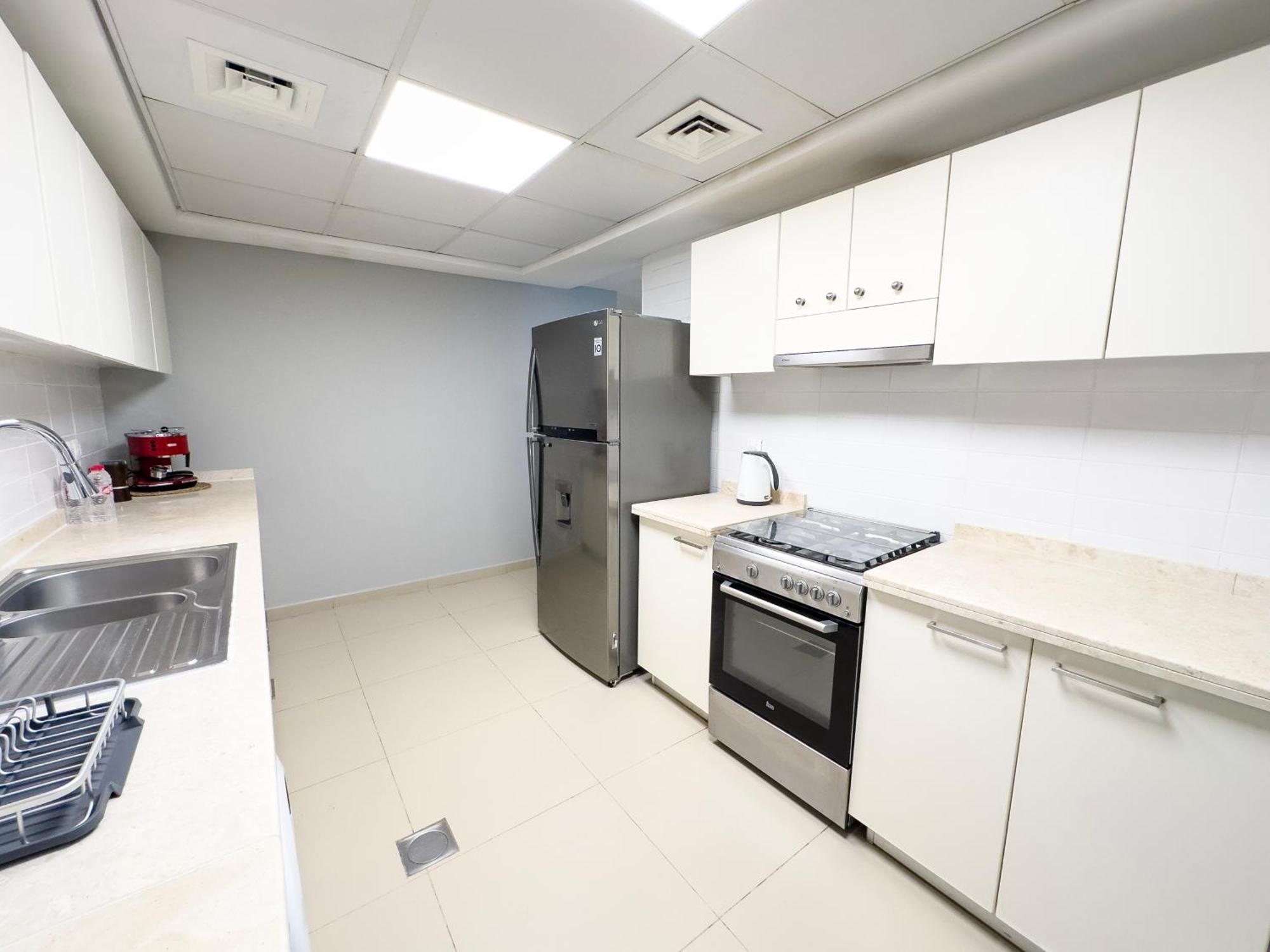 Blue Collection Homes - Pacific Al Marjan Island Apartment *