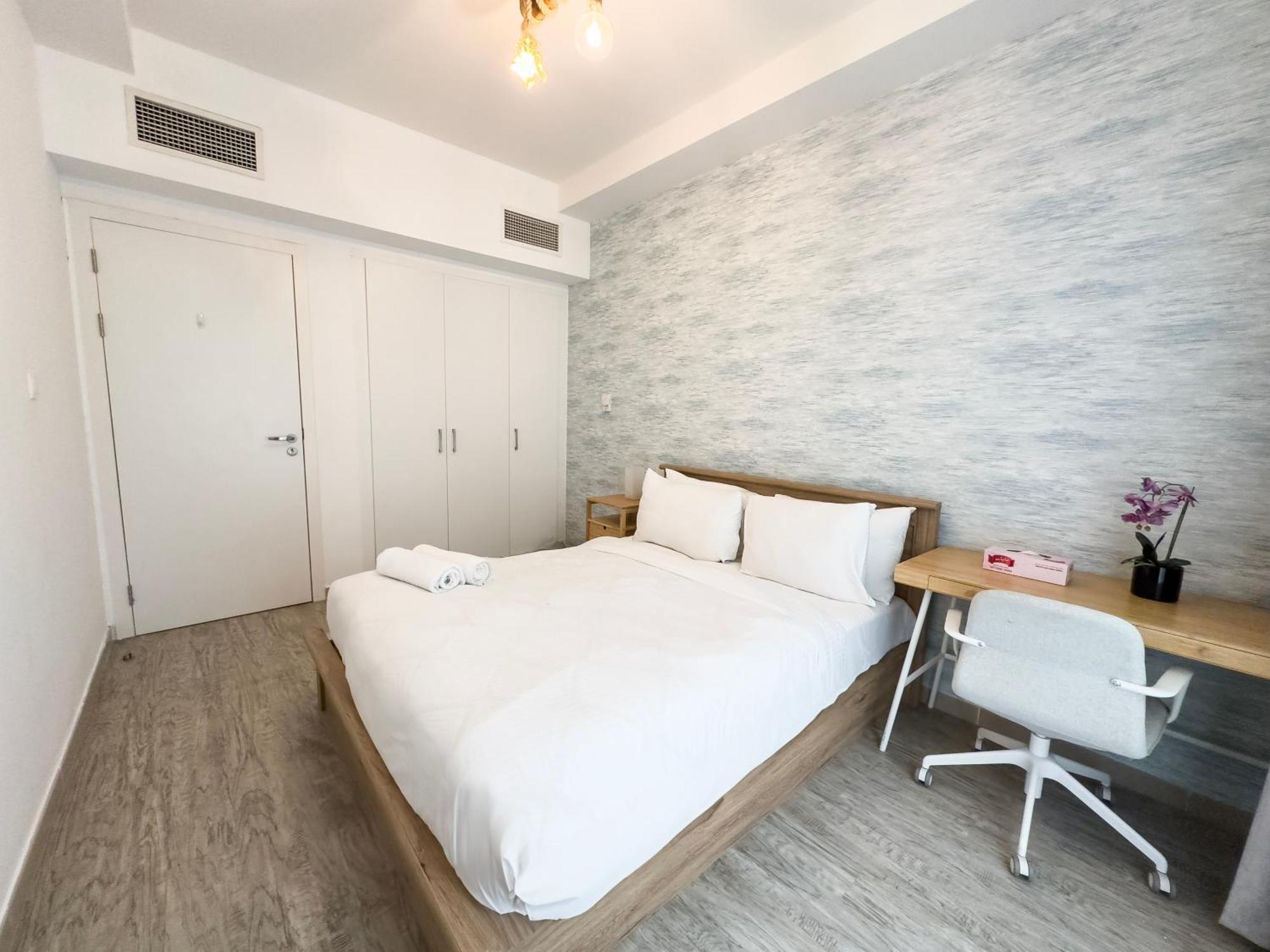 Blue Collection Homes - Pacific Al Marjan Island Apartment